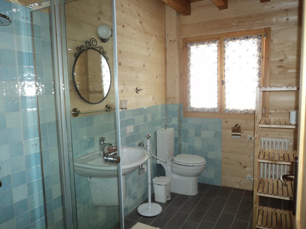 Chalet Trentino Bed & Breakfast Fiave Room photo