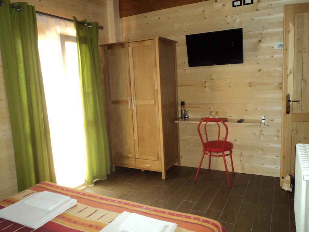 Chalet Trentino Bed & Breakfast Fiave Room photo
